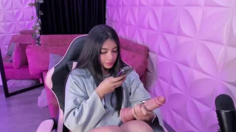 Snapshot of natadelrey chatting on 09/22/25, 10:56 Nata online show from 09/22/25, 10:56
