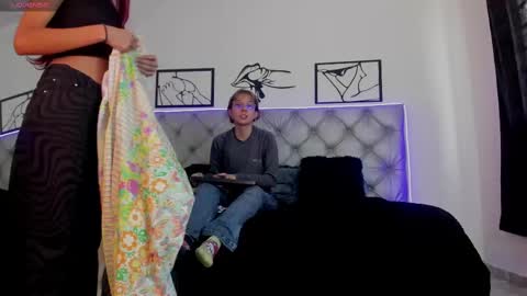 natalia online show from 03/12/25, 02:45