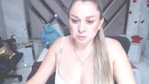natalia5560 online show from 02/16/25, 05:37