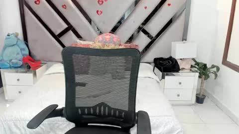 natalia5560 online show from 11/25/25, 02:06