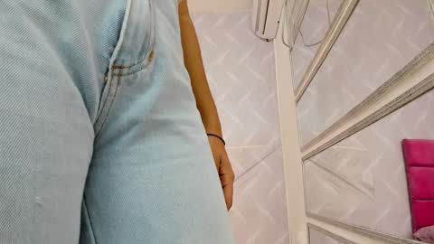 Snapshot of natalia_aguirre chatting on 12/28/24, 12:24 Naty  online show from 12/28/24, 12:24