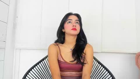 Snapshot of natalia_aguirre chatting on 02/13/25, 12:43 Naty  online show from 02/13/25, 12:43