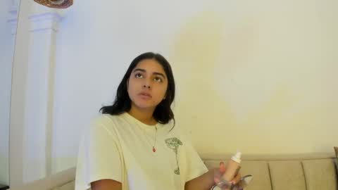 Snapshot of natalia_aguirre chatting on 10/13/25, 12:27 Naty  online show from 10/13/25, 12:27