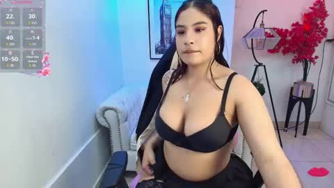 Snapshot of natalia_cartier chatting on 04/15/26, 07:58 Natalia. online show from 04/15/26, 07:58