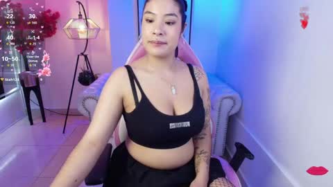 Snapshot of natalia_cartier chatting on 04/18/26, 03:54 Natalia. online show from 04/18/26, 03:54