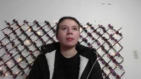 Natalia Walker online show from 01/11/26, 12:43
