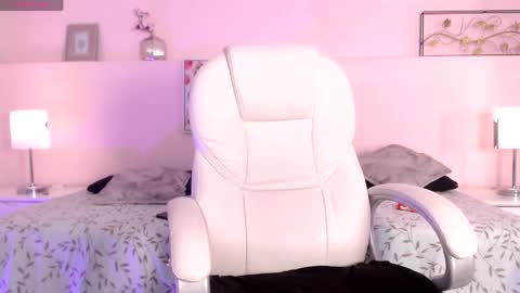 Snapshot of nataliaa23 chatting on 06/05/26, 03:24 Natalia online show from 06/05/26, 03:24
