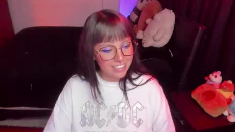 Natalia online show from 11/20/25, 02:01