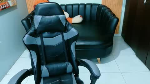 Snapshot of nataliatompsonx1 chatting on 11/02/25, 08:22 nataliatompsonx1 online show from 11/02/25, 08:22