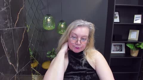 Snapshot of natalicloud chatting on 12/06/24, 05:00 NataliCloud online show from 12/06/24, 05:00