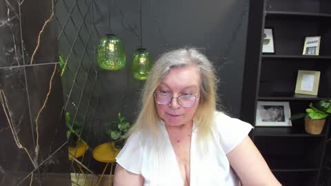 Snapshot of natalicloud chatting on 01/12/25, 07:21 NataliCloud online show from 01/12/25, 07:21