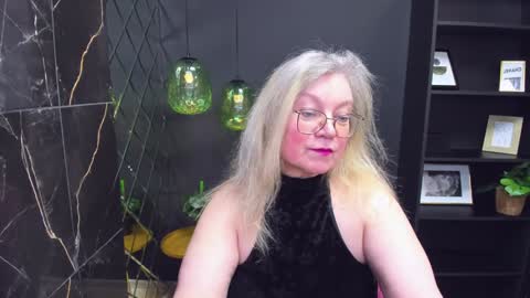 Snapshot of natalicloud chatting on 01/28/25, 01:59 NataliCloud online show from 01/28/25, 01:59