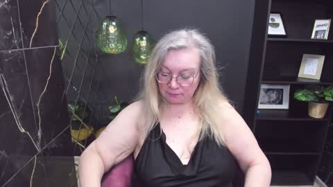 Snapshot of natalicloud chatting on 02/07/25, 07:38 NataliCloud online show from 02/07/25, 07:38