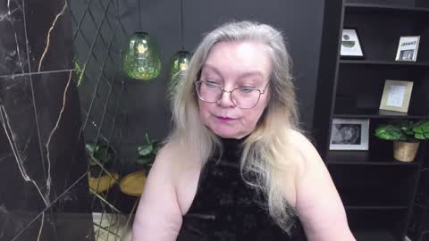Snapshot of natalicloud chatting on 02/08/25, 01:22 NataliCloud online show from 02/08/25, 01:22