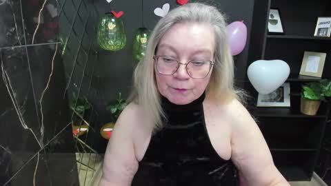 Snapshot of natalicloud chatting on 02/16/25, 01:05 NataliCloud online show from 02/16/25, 01:05