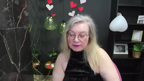 Snapshot of natalicloud chatting on 02/16/25, 04:42 NataliCloud online show from 02/16/25, 04:42