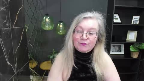 Snapshot of natalicloud chatting on 02/19/25, 02:12 NataliCloud online show from 02/19/25, 02:12