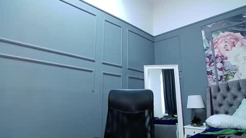 Natalie online show from 01/04/25, 02:04