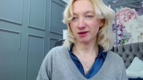 Natalie online show from 01/13/25, 07:43