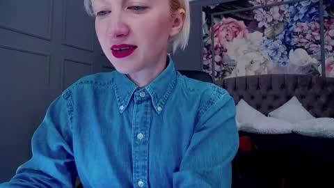 Natalie online show from 03/08/25, 07:27