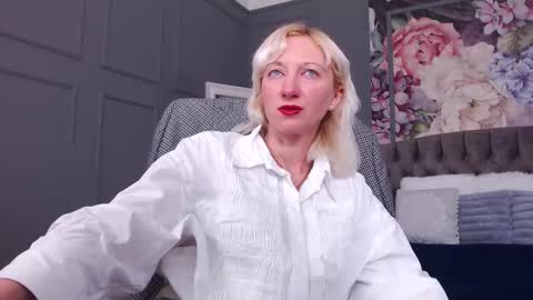 Natalie online show from 02/15/26, 07:38