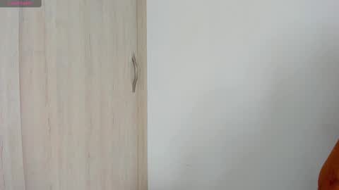 Snapshot of natalie_cowens chatting on 03/02/25, 02:54 Natalie online show from 03/02/25, 02:54