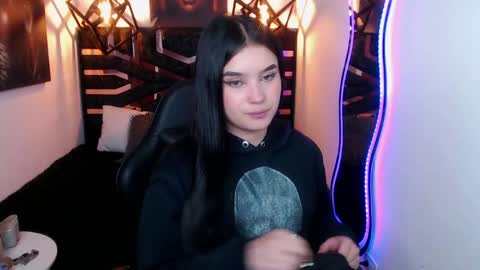 natalie  online show from 04/15/26, 07:43