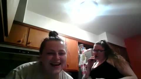 Natalie  online show from 01/15/25, 07:48