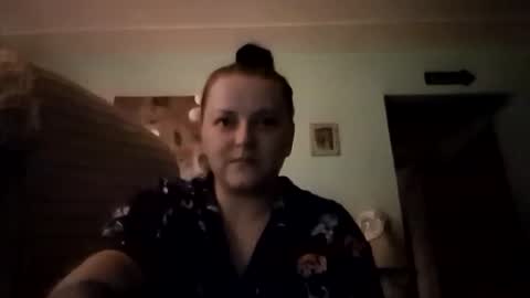 Natalie  online show from 10/18/25, 02:58