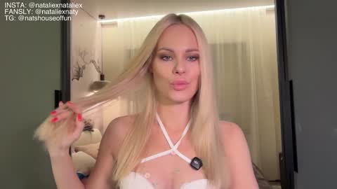 Snapshot of nataliexxxfabio chatting on 10/31/25, 08:54 Natalie - Natalie4Models online show from 10/31/25, 08:54
