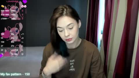 Natali online show from 10/19/25, 05:41