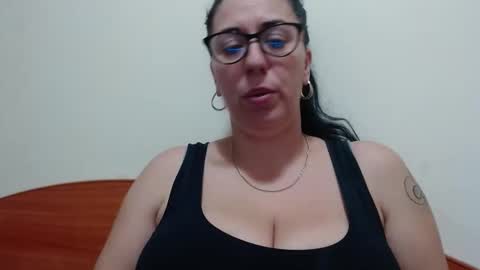 Snapshot of natally565656 chatting on 11/09/25, 02:04 natally online show from 11/09/25, 02:04