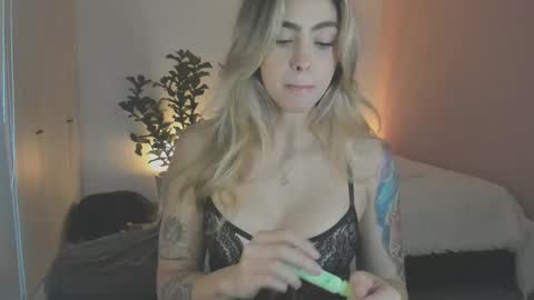 anatalybee online show from 03/17/26, 09:18