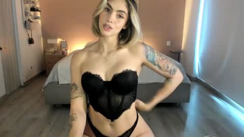 anatalybee online show from 05/18/26, 09:31