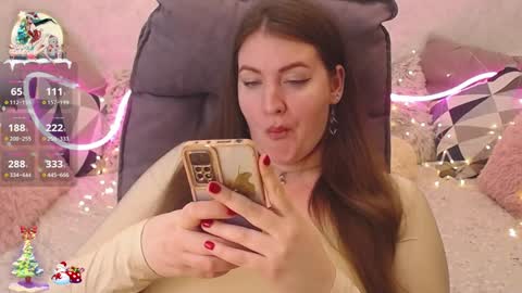 Snapshot of nataly_cute1 chatting on 01/05/25, 02:27 Nataly online show from 01/05/25, 02:27