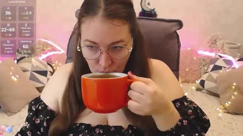 Snapshot of nataly_cute1 chatting on 01/12/25, 08:25 Nataly online show from 01/12/25, 08:25