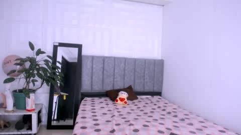 NATALY online show from 09/15/25, 09:37