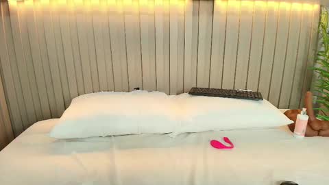 Nataly  online show from 09/23/25, 01:36