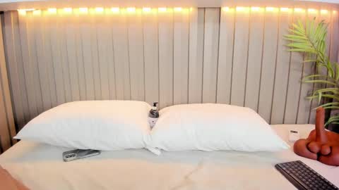 Nataly  online show from 09/30/25, 12:54