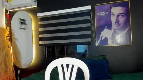 Snapshot of natan_77 chatting on 02/27/25, 08:39 natan_77 online show from 02/27/25, 08:39