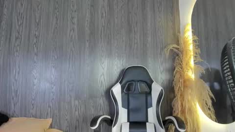 Snapshot of natan_77 chatting on 02/06/26, 05:12 natan_77 online show from 02/06/26, 05:12