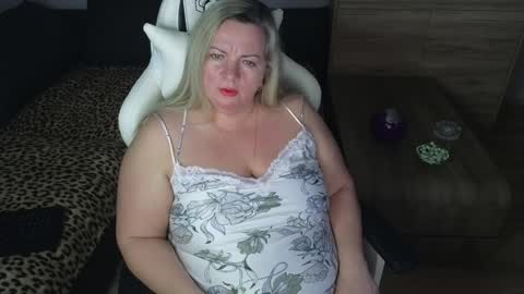 Snapshot of natascha1202 chatting on 01/10/25, 01:32 Natalli online show from 01/10/25, 01:32