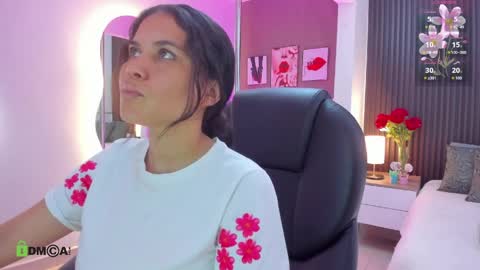 natasha online show from 04/11/26, 11:58