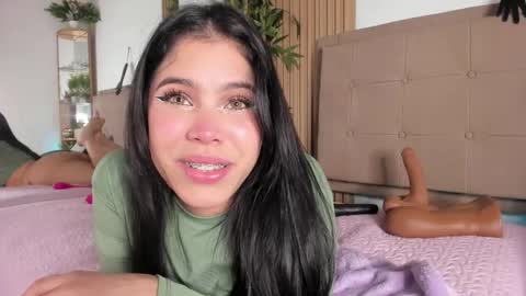 Natasha Sccott online show from 03/02/25, 09:22