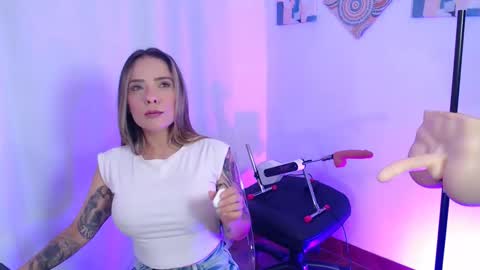 Natasha online show from 11/28/25, 02:58