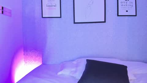 Snapshot of natasha_harpper chatting on 01/31/25, 12:40 Natasha online show from 01/31/25, 12:40