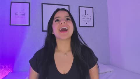 Snapshot of natasha_harpper chatting on 02/13/25, 12:32 Natasha online show from 02/13/25, 12:32