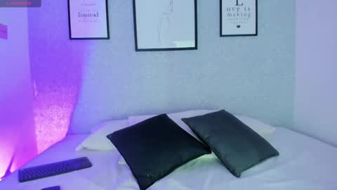 Snapshot of natasha_harpper chatting on 03/06/25, 12:09 Natasha online show from 03/06/25, 12:09