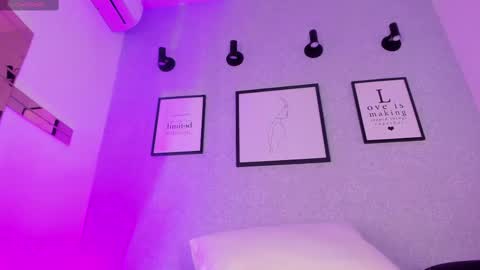 Snapshot of natasha_harpper chatting on 03/10/25, 02:16 Natasha online show from 03/10/25, 02:16