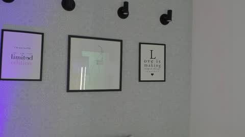 Snapshot of natasha_harpper chatting on 09/09/25, 11:10 Natasha online show from 09/09/25, 11:10